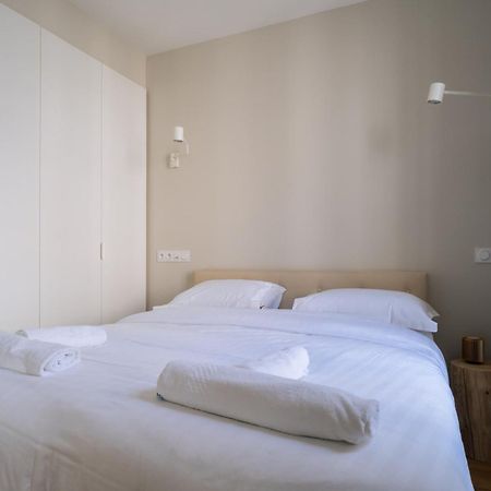 Stunning 1 Bedroom Apartment In Parigi Esterno foto